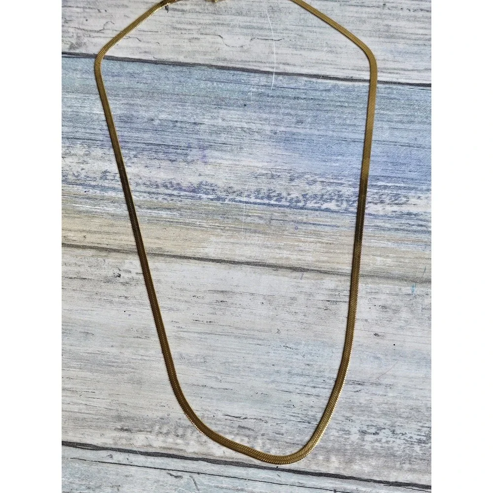 Zara Signed Classic Herringbone Chain Necklace Gold‎ Tone 20